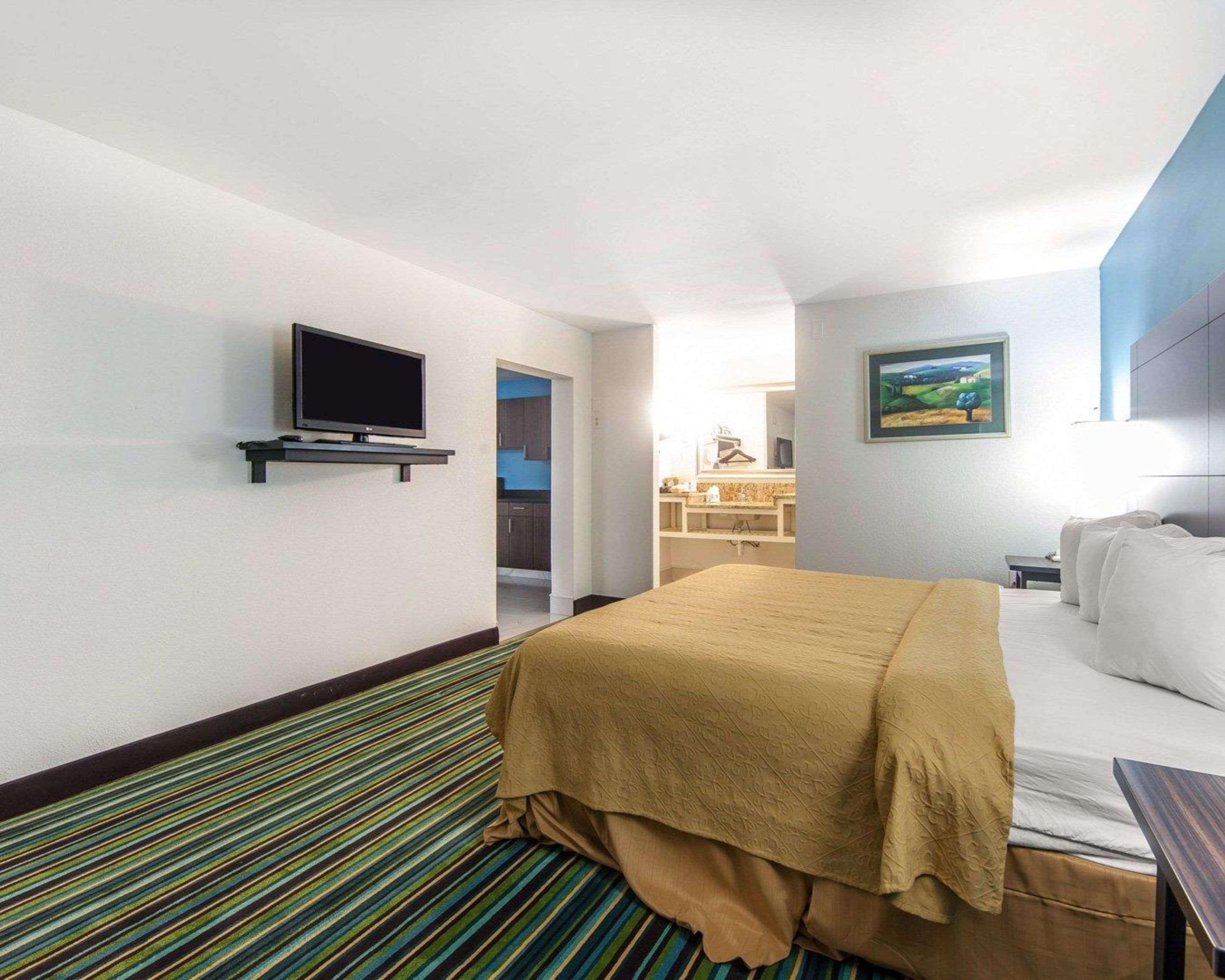 Quality & Hotel